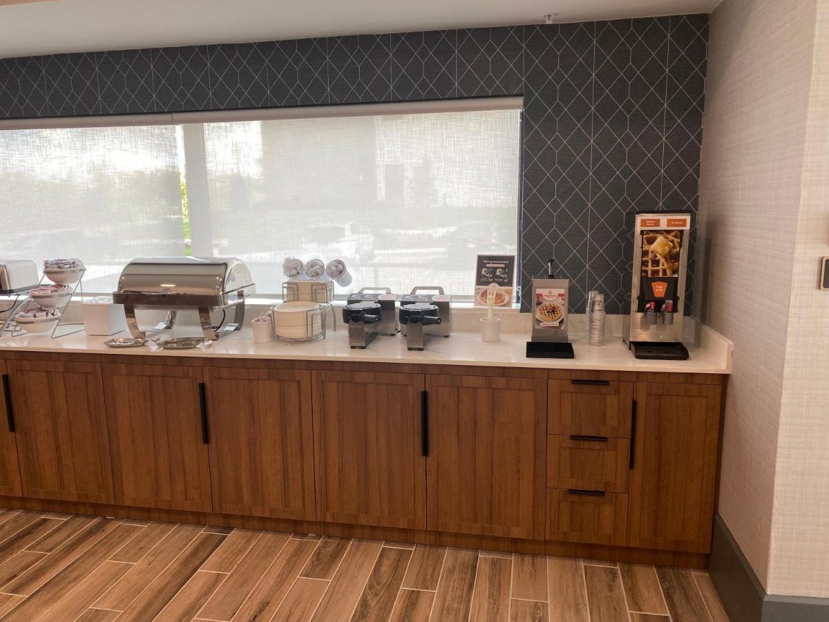 Comfort Inn & Suites Gallatin - Nashville Metro Екстериор снимка