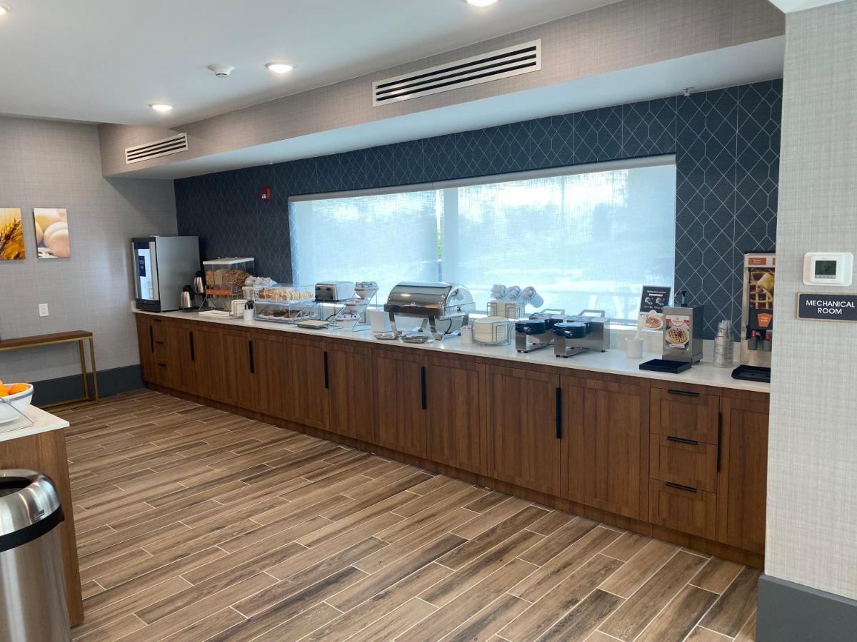 Comfort Inn & Suites Gallatin - Nashville Metro Екстериор снимка